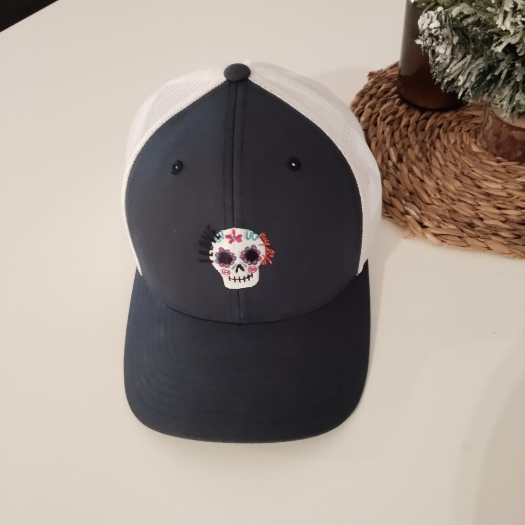 Gorra tipo trucker